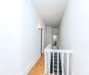 For Lease - 1573 Dundas Street Unit# 2nd floor, Toronto, Ontario - Photo 4