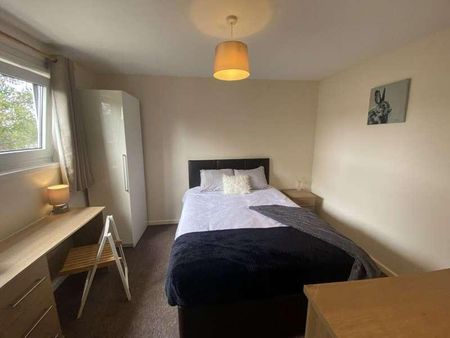 Rm, Kirkmeadow, Bretton, PE3 - Photo 3