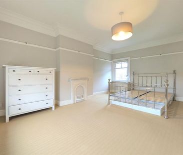 3 Bedroom Semi Detached To Let - Photo 5