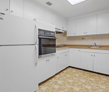 Kenson Towers, a reputable apartment building located in the centra... - Photo 2