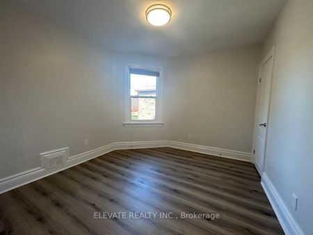 For Lease - 78 Givins Street Unit# 2, Toronto, Ontario - Photo 3