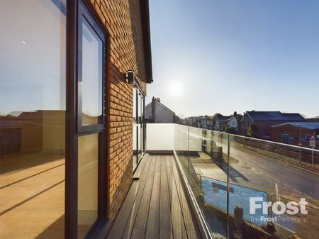 Chaucer Road, Ashford, Middlesex,TW15 - Photo 3