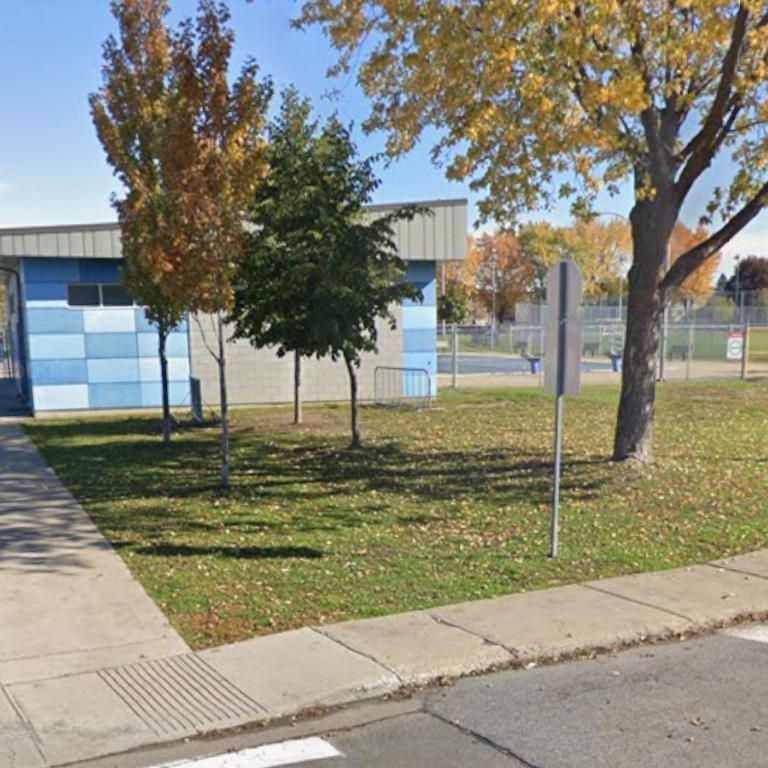 Logement 5 1/2 à Brossard (secteur A) - Photo 1