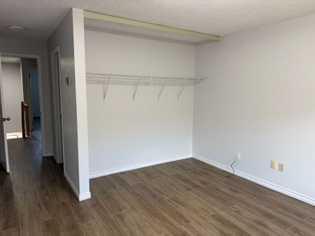 For Lease - 31 Laguna Parkway Unit# 18, Ramara, Ontario - Photo 4