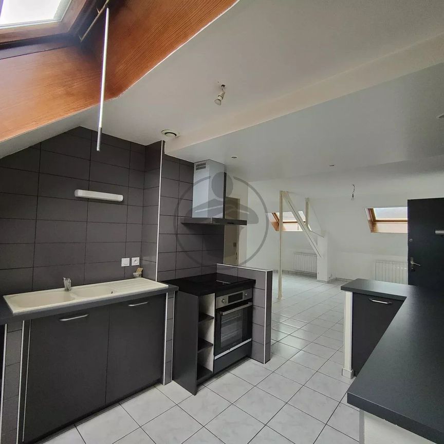 Location Appartement 6 pièces 93 m2 à Baume-les-Dames - Photo 1