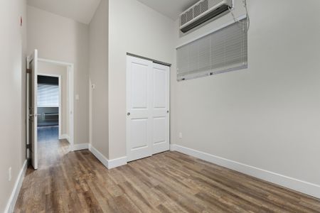 For Lease - 149 MAIN Street Unit# 101, Hamilton, Ontario - Photo 3
