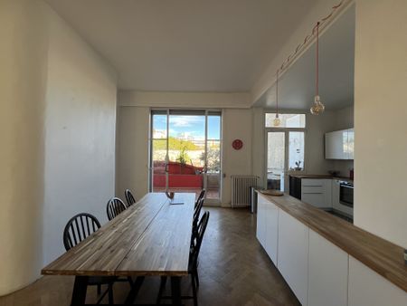Location Appartement 4 pièces 135m² MARSEILLE 1er - Photo 5