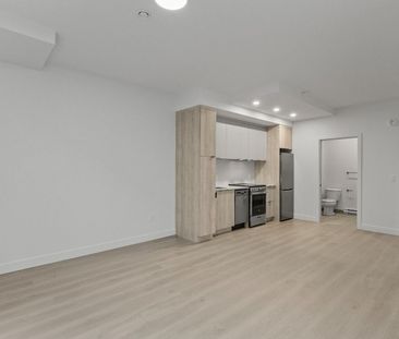 2161 Melrose - Photo 6