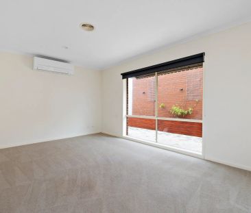 2A Moorfield Avenue, Rosebud. - Photo 4