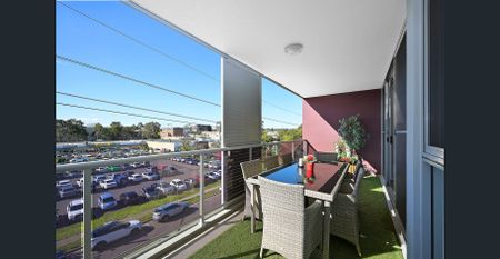 Modern Living in the Heart of Penrith - Photo 3