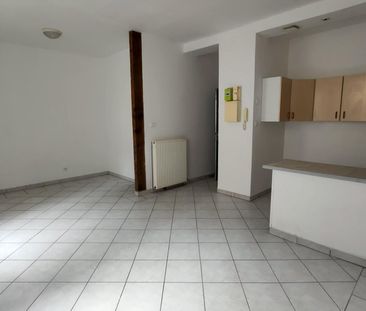 Location Appartement 1 pièce 32m² NEVERS 58000 - Photo 1
