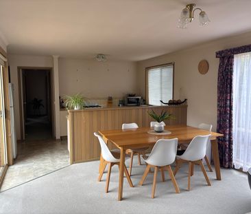 Low Maintenance Home in Central Location! - Photo 5