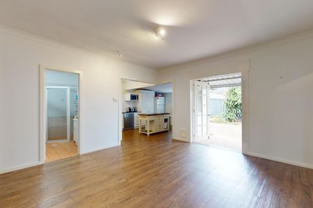 160 Lindsay Street, Hamilton NSW 2303 - Photo 2