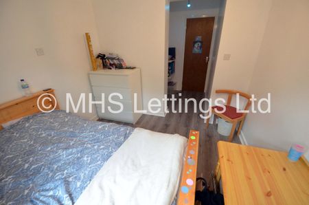 4 Bedroom Semi-Detached House for rent in Chapel Lane - Photo 5
