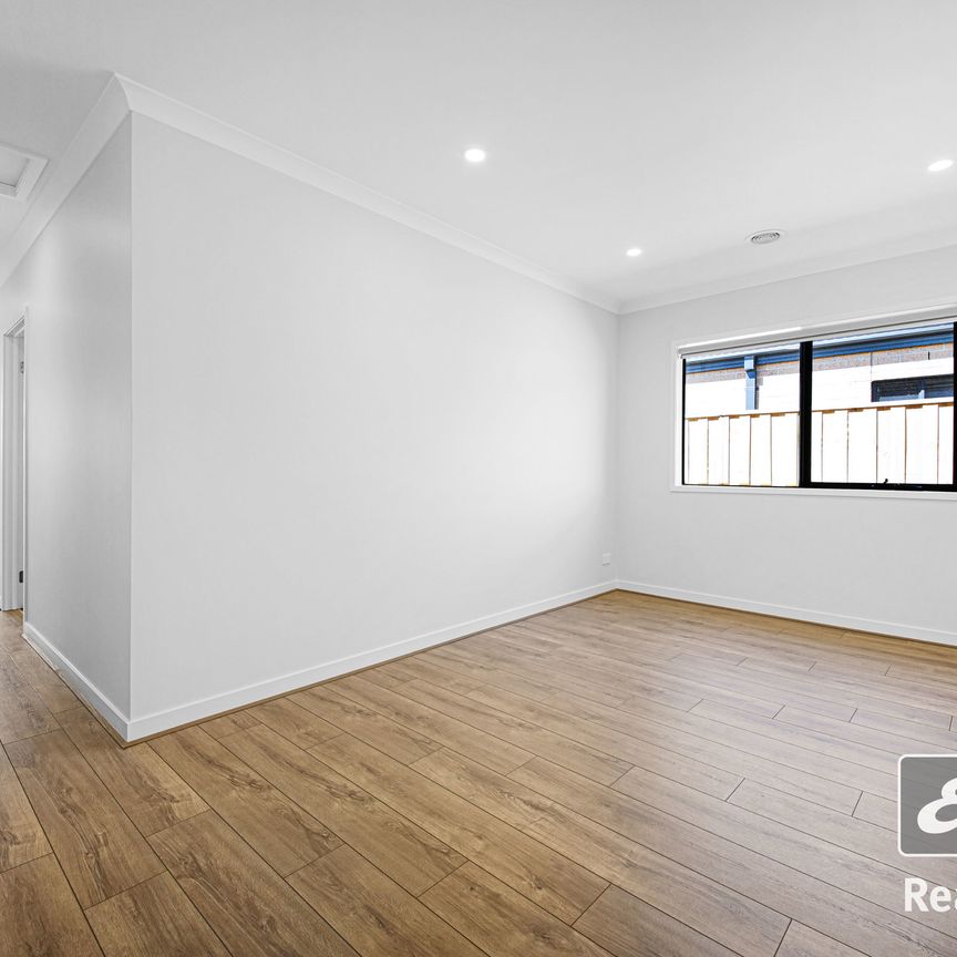 27 Xenia Street - Photo 1