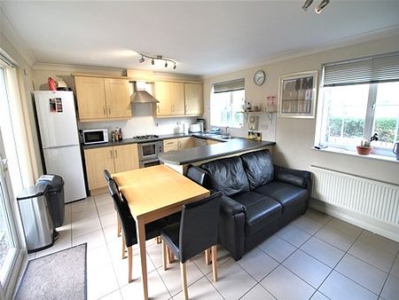 Large Double En-Suite Room to Let Norwich - Photo 2