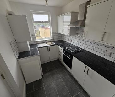 2 bedroom house to rent - Photo 3
