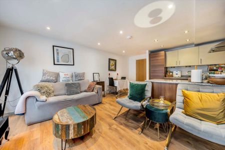 2 bedroom flat to rent - Photo 3