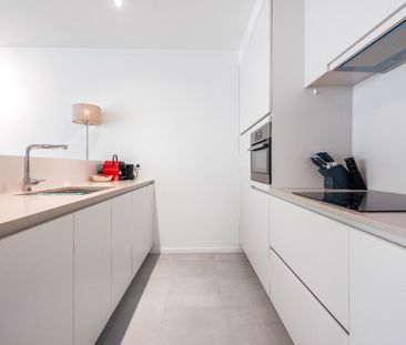 Recent ongemeubeld appartement gelegen in het centrum van Knokke. I... - Foto 1