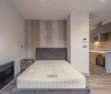 Studio to rent - Photo 3