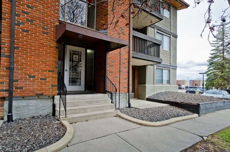 7301 4A Street SW, Calgary - Photo 3