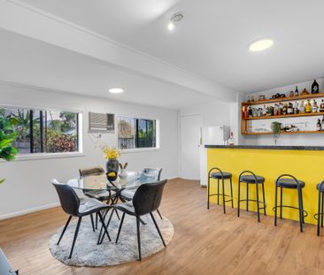 Modern Family Retreat in the Heart of Edge Hill - Photo 5