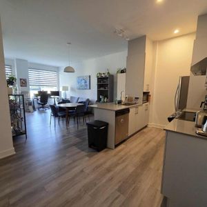 4 et demi de luxe à Brossard *2 mois gratuit à la cession du bail* - Photo 2