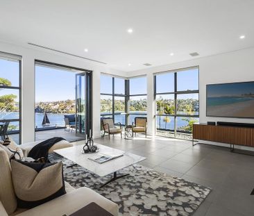 A Contemporary Masterpiece Waterfront Setting With Direct Beach Access - Photo 2