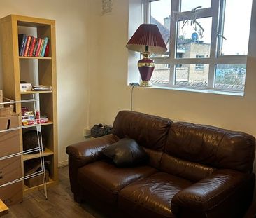 2 Bed Flat, Highbury Estate, N5 - Photo 1