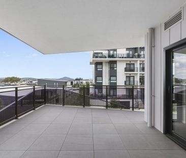 Stylish and Contemporary Design - Photo 1