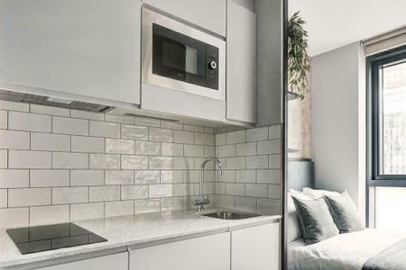 Studio Flat, Crossharbour Plaza, E14 - Photo 4