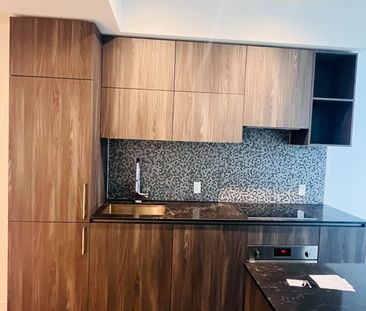 For Lease - 1 Yorkville Avenue Unit# 3603, Toronto, Ontario - Photo 2