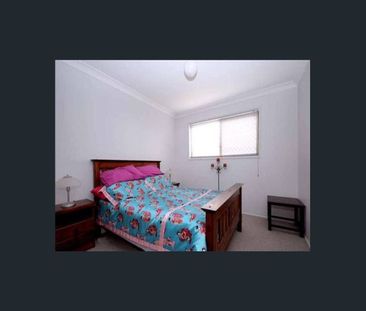 Spacious & Modern Townhouse Opposite Glennie School - Photo 5