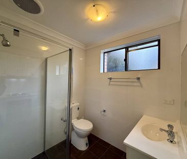 18/237 Sharp Street, Cooma - Photo 4