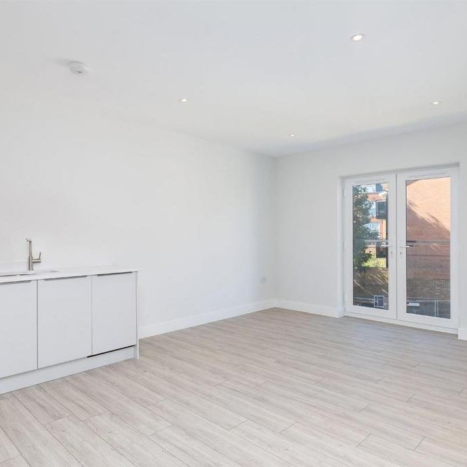 2 bedroom apartment to rent - Photo 1