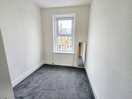 2 bed upper flat to rent in NE46 - Photo 5