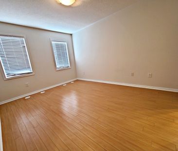 For Lease - 247 Slingsby Landing, Milton, Ontario - Photo 4