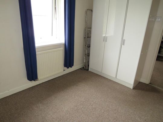 Wheatley Lane, Halifax - Photo 1