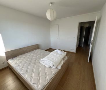 Location Appartement 3 pièces 69m² VALENCE 26000 - Photo 4