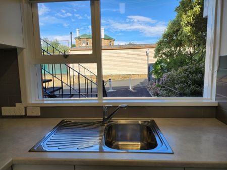 5/17 Newcastle Street, Battery Point, TAS 7004 - Photo 3