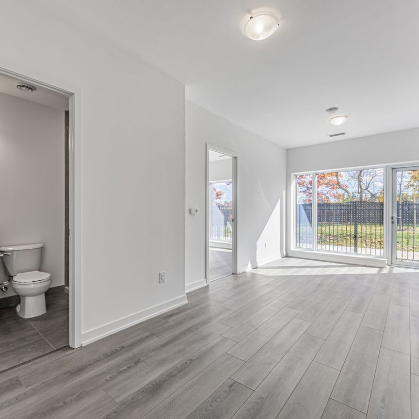 For Lease - 7439 Kingston Road Unit# 104A, Toronto, Ontario - Photo 1