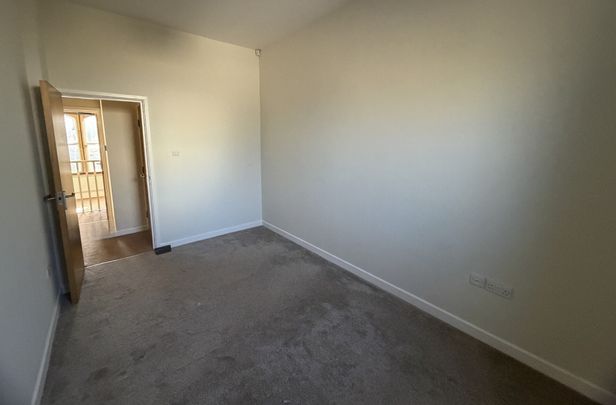 51b Chesterfield Road, S18 - Photo 1