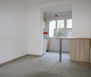 Location Appartement 2 pièces 22m² - Photo 5