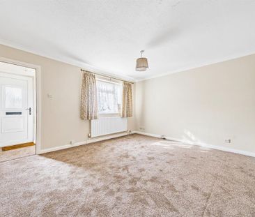 2 bedroom bungalow to rent - Photo 1