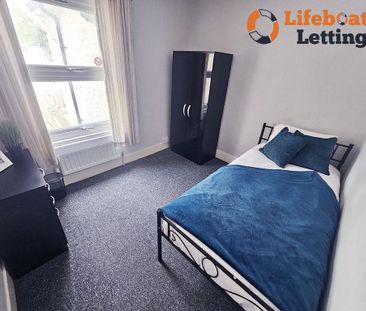 1 bedroom in a house share to rent - Photo 3