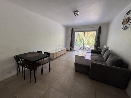 Appartement 3 pièce(s) 2 chambre(s) 59.8 m² - Photo 2