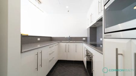 “One Bedroom Apartment Sydney CBD” - Photo 2