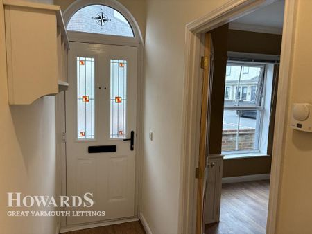 2 bedroom terraced house to rent - Photo 3