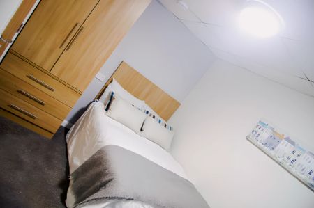 6-7 Bedroom flats - Photo 4