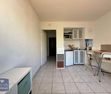 Location Appartement 1 pièce 17m² MARSEILLE 8ème - Photo 1